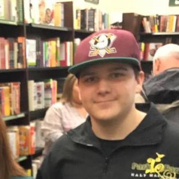 Meet your Posher, George - Picture 1 of 1